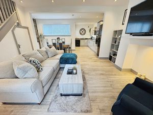 Photo 11- click for photo gallery